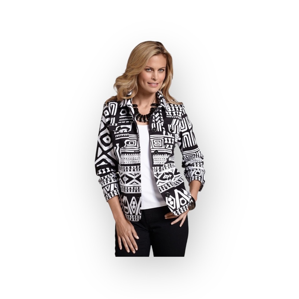 Chico’s ☯︎︎ Alphia Aztec Print Classic Jacket ☯︎︎ Black + White ☯︎︎ Medium